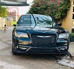 کرایسلەر 300